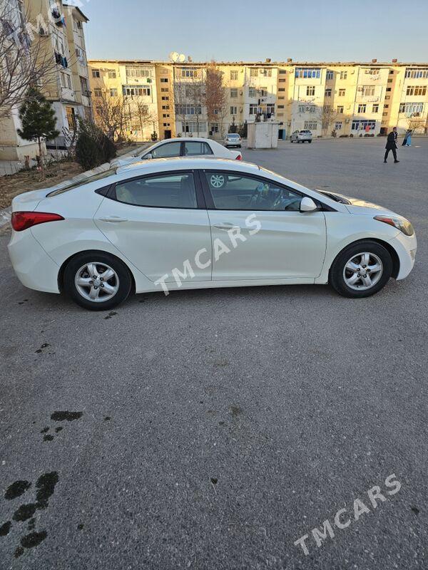 Hyundai Elantra 2011 - 148 000 TMT - Parahat 7 - img 2