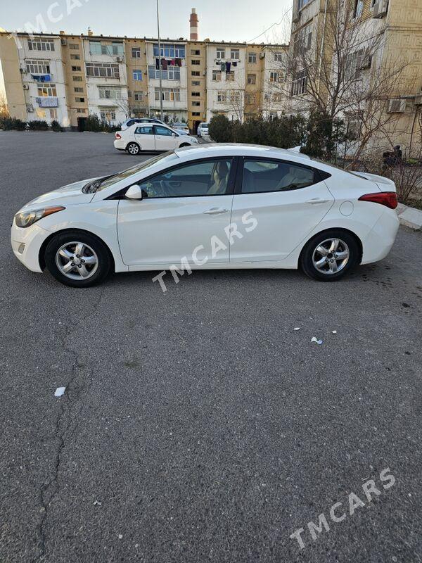 Hyundai Elantra 2011 - 148 000 TMT - Parahat 7 - img 3