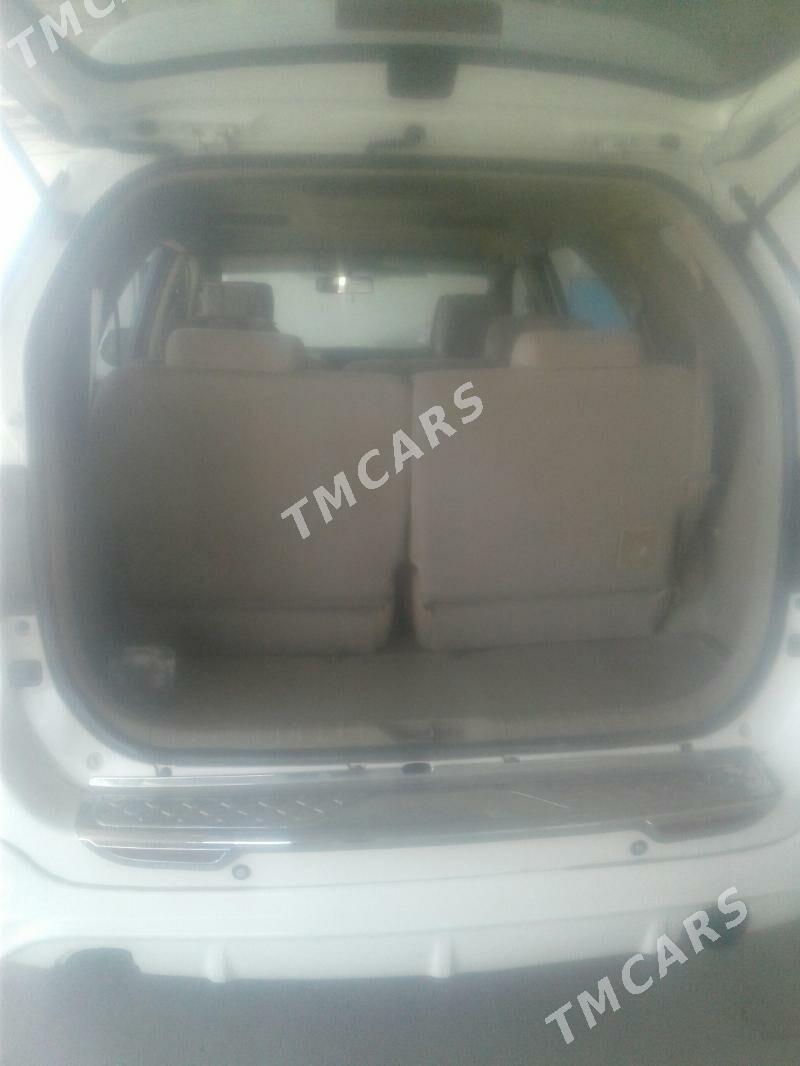 Toyota Fortuner 2010 - 260 000 TMT - Дянев - img 6