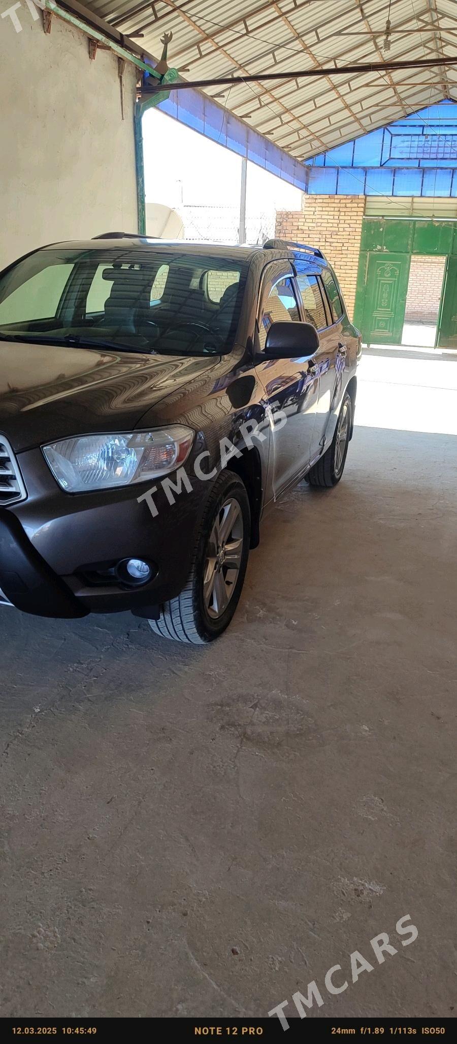 Toyota Highlander 2010 - 265 000 TMT - Ходжамбаз - img 4