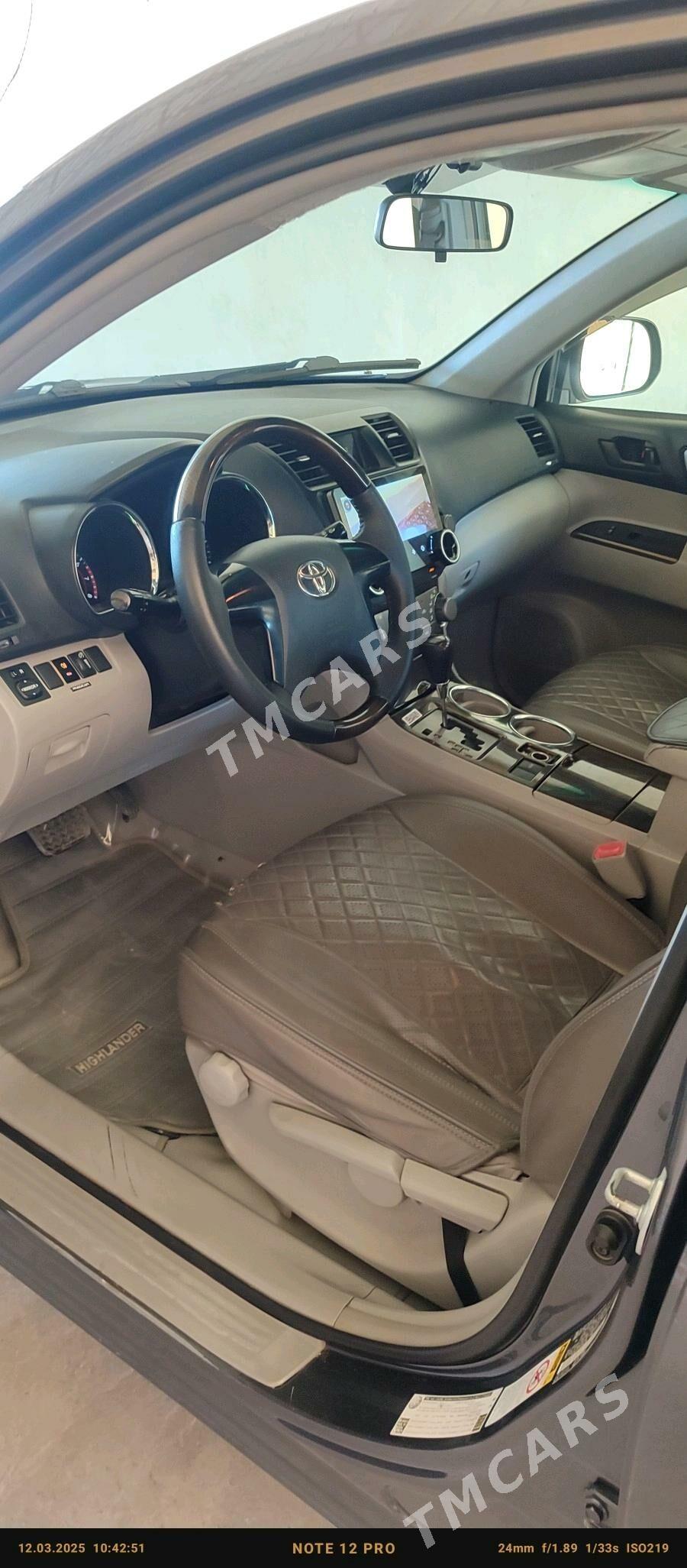 Toyota Highlander 2010 - 265 000 TMT - Ходжамбаз - img 5