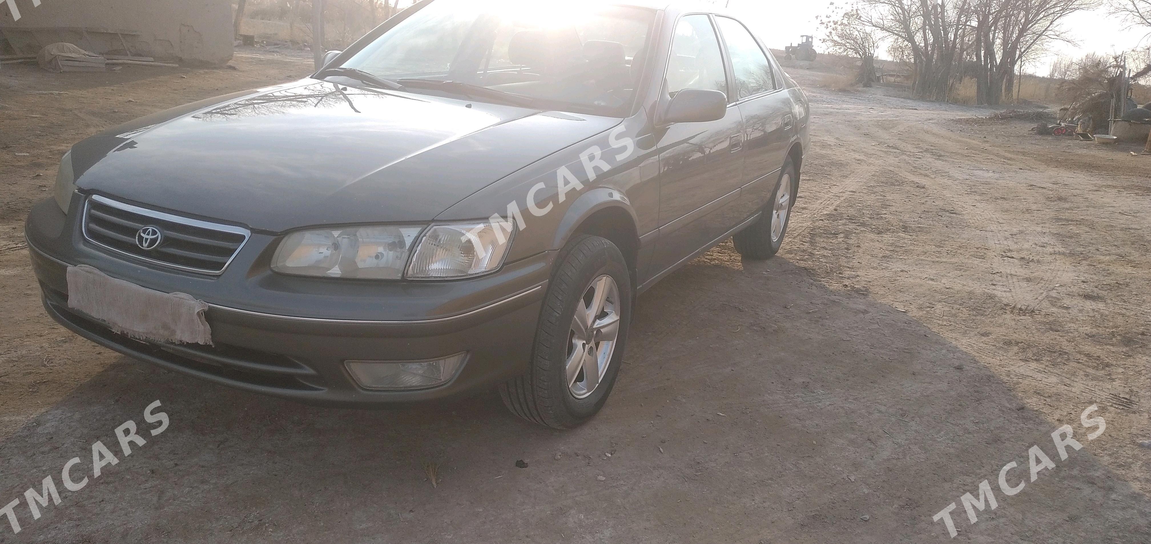 Toyota Camry 2000 - 130 000 TMT - Köneürgenç - img 2