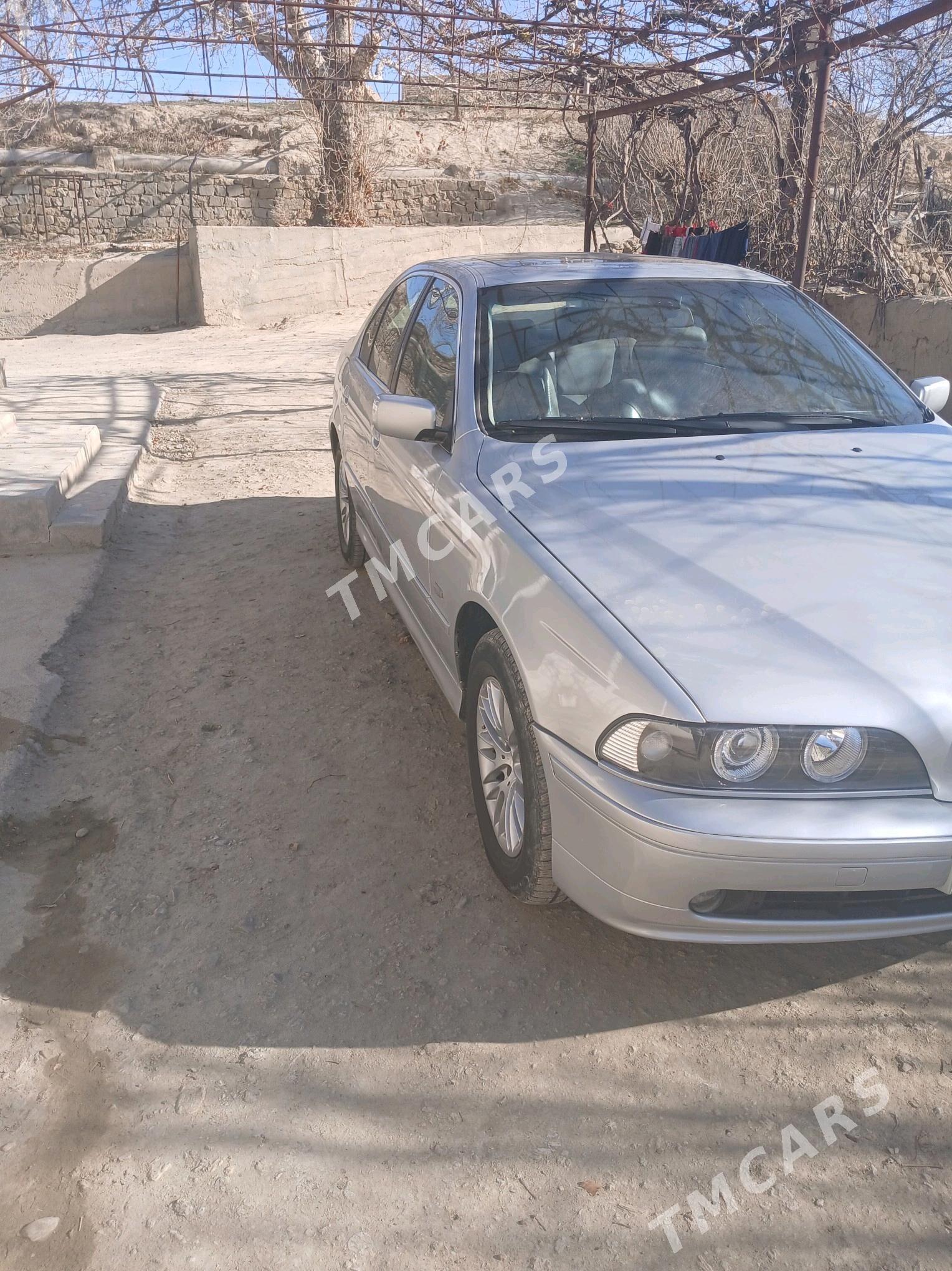 BMW 528 2003 - 120 000 TMT - Махтумкули - img 8