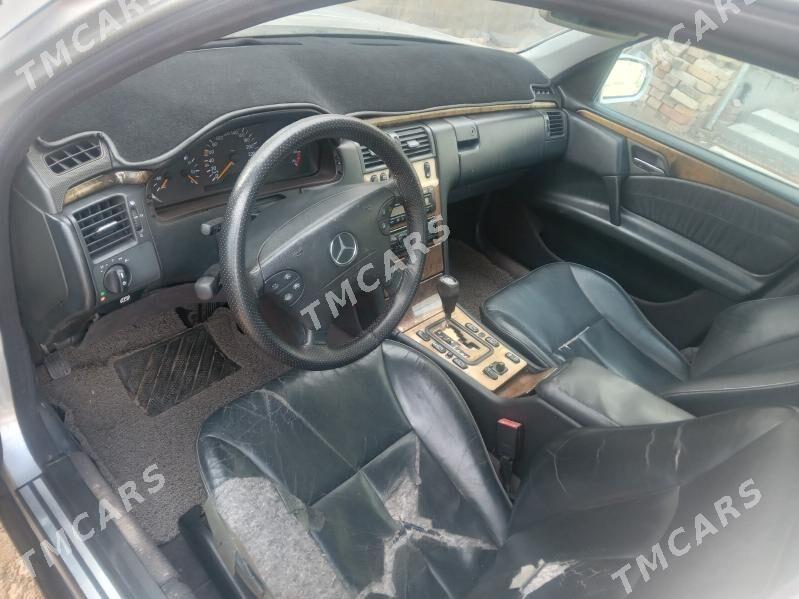 Mercedes-Benz E430 2000 - 80 000 TMT - Болдумсаз - img 4