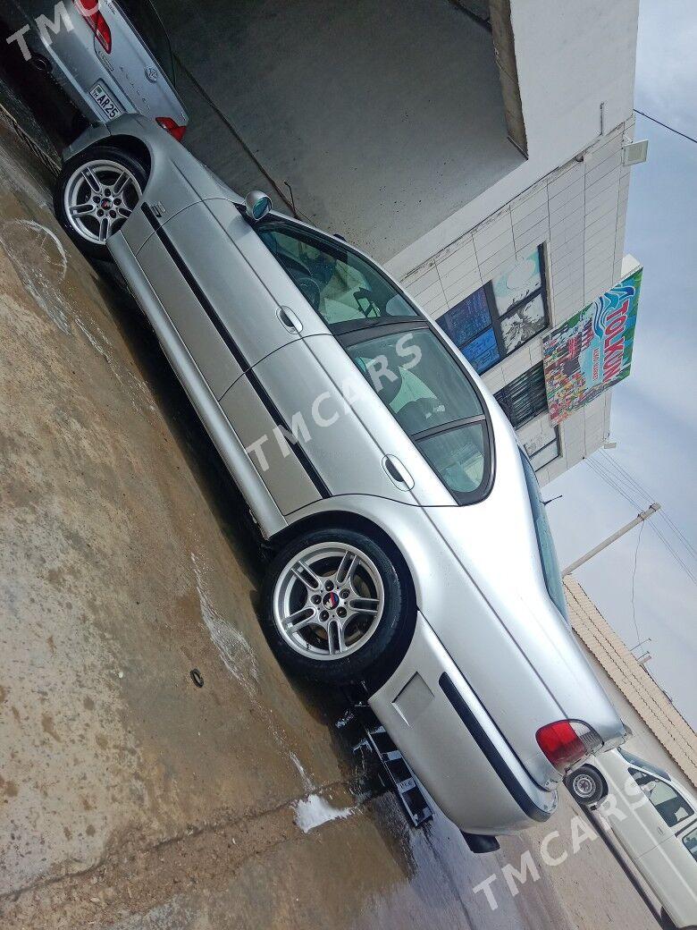 BMW 530 2002 - 135 000 TMT - Türkmenbaşy - img 2