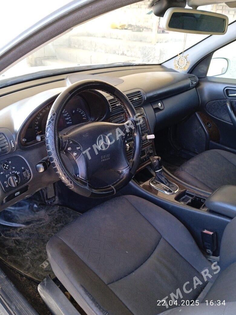Mercedes-Benz C320 2001 - 65 000 TMT - Махтумкули - img 3