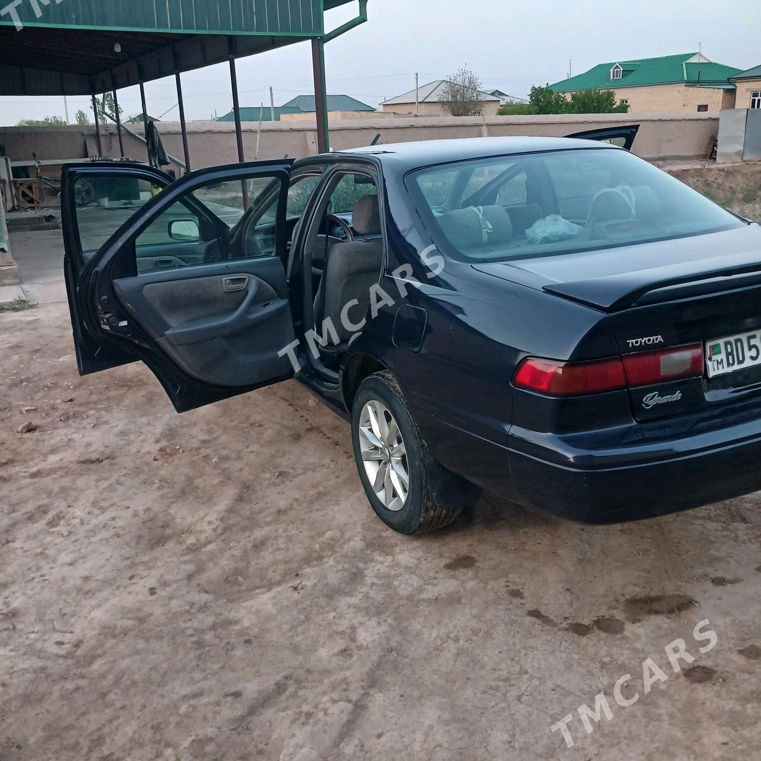 Toyota Camry 1999 - 120 000 TMT - Türkmenbaşy etr. - img 3
