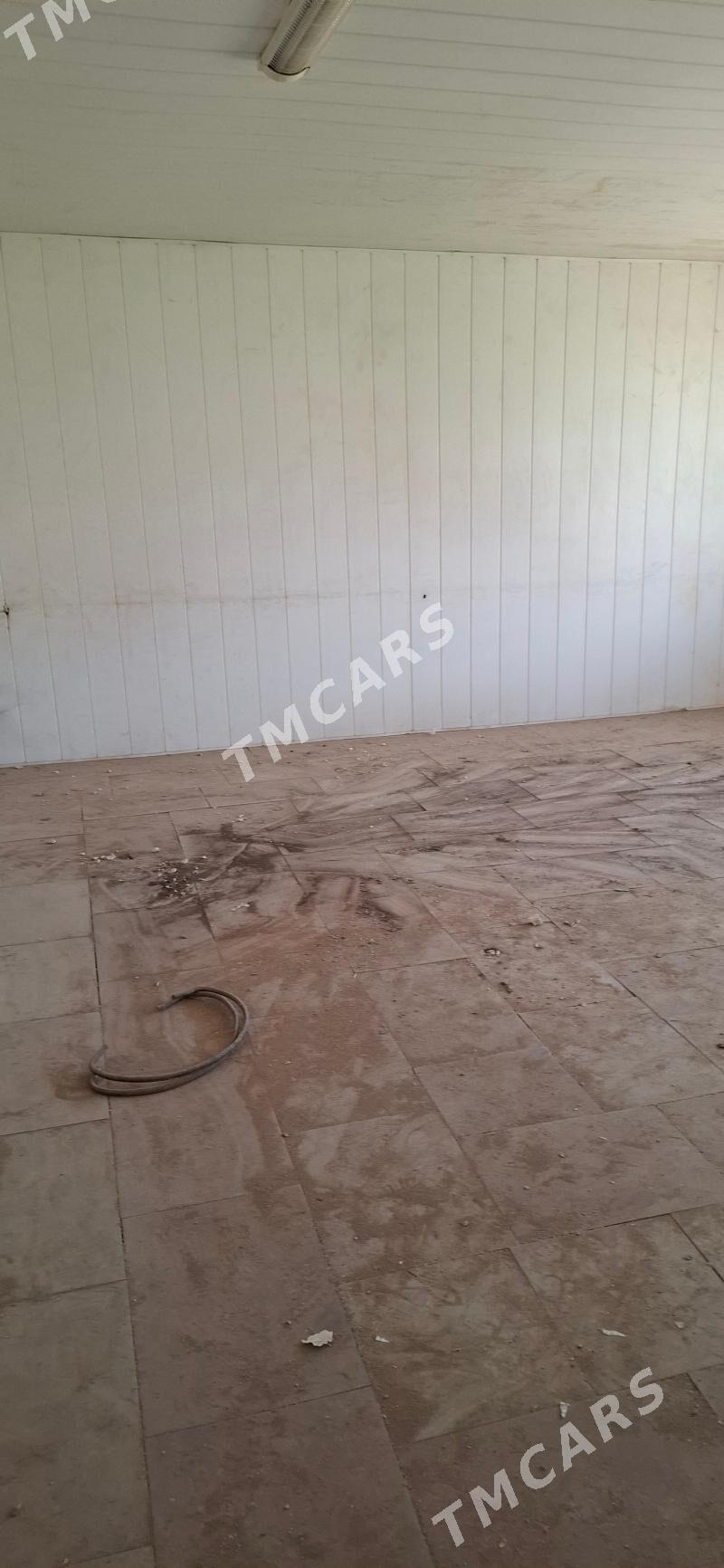 Tayyn zdanya 810 m2 - Туркменабат - img 2