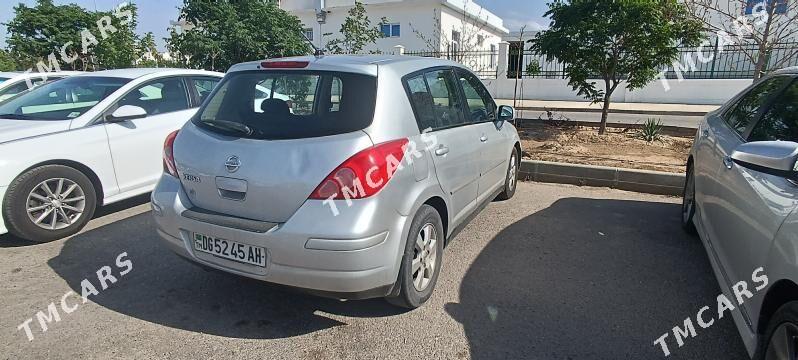 Nissan Versa 2010 - 88 000 TMT - Кака - img 6