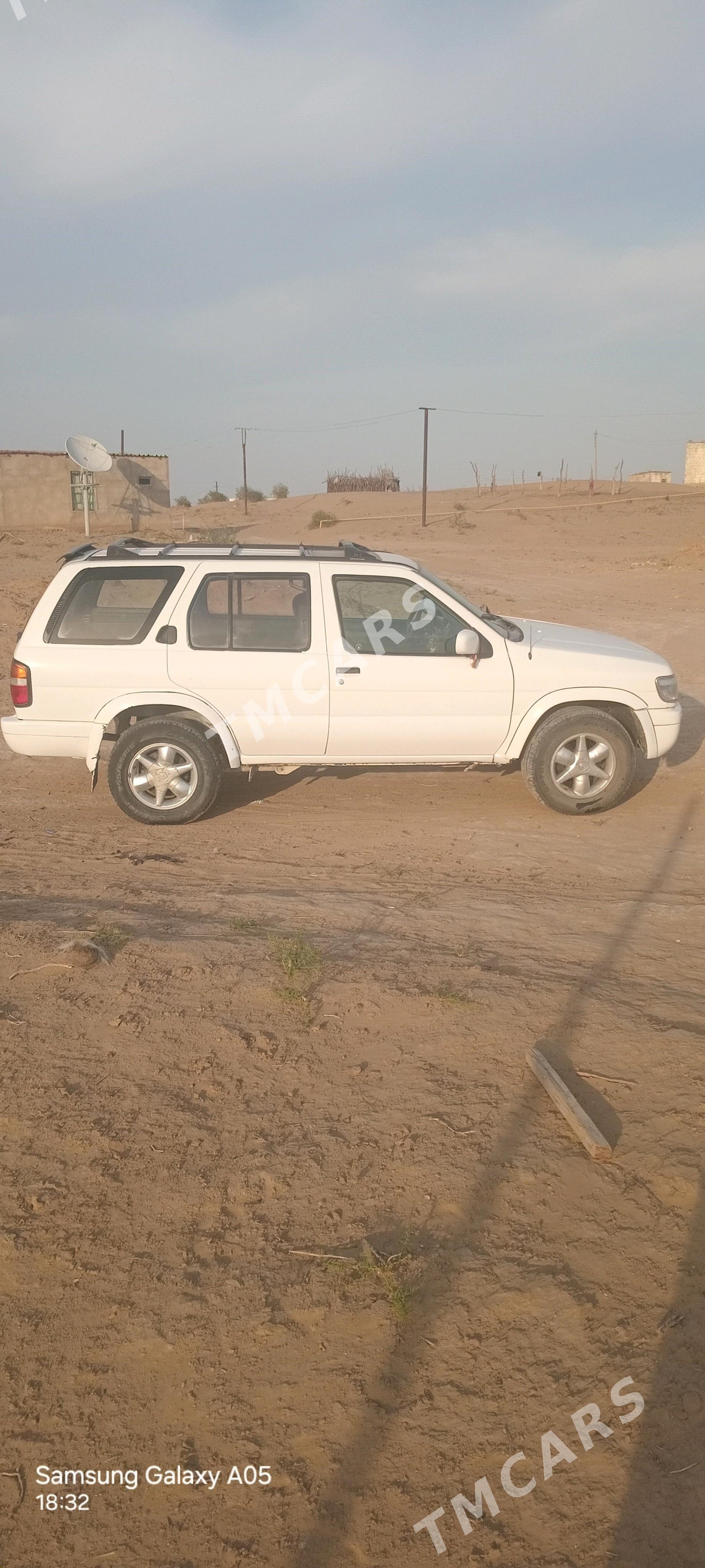 Nissan Pathfinder 1997 - 70 000 TMT - Ak bugdaý etraby - img 3