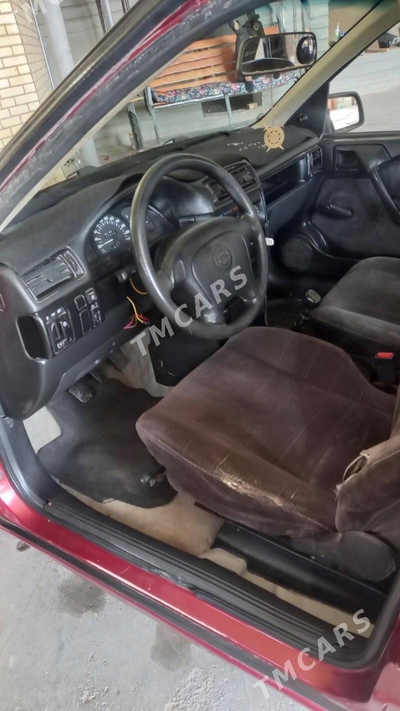 Opel Vectra 1992 - 35 000 TMT - Мары - img 1