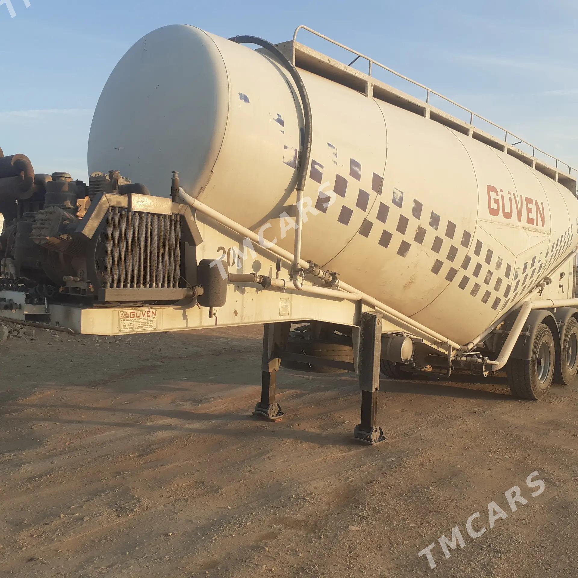 Kogel Cargo 2009 - 530 000 TMT - Jebel - img 6