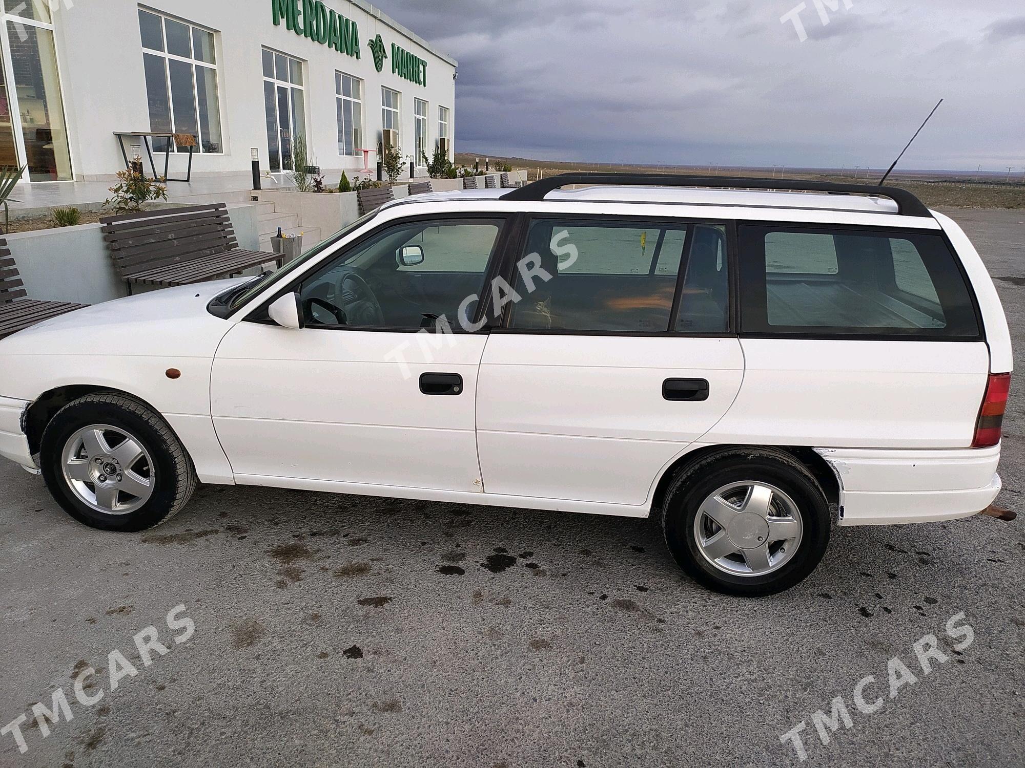 Opel Astra 1996 - 40 000 TMT - Бахарден - img 2