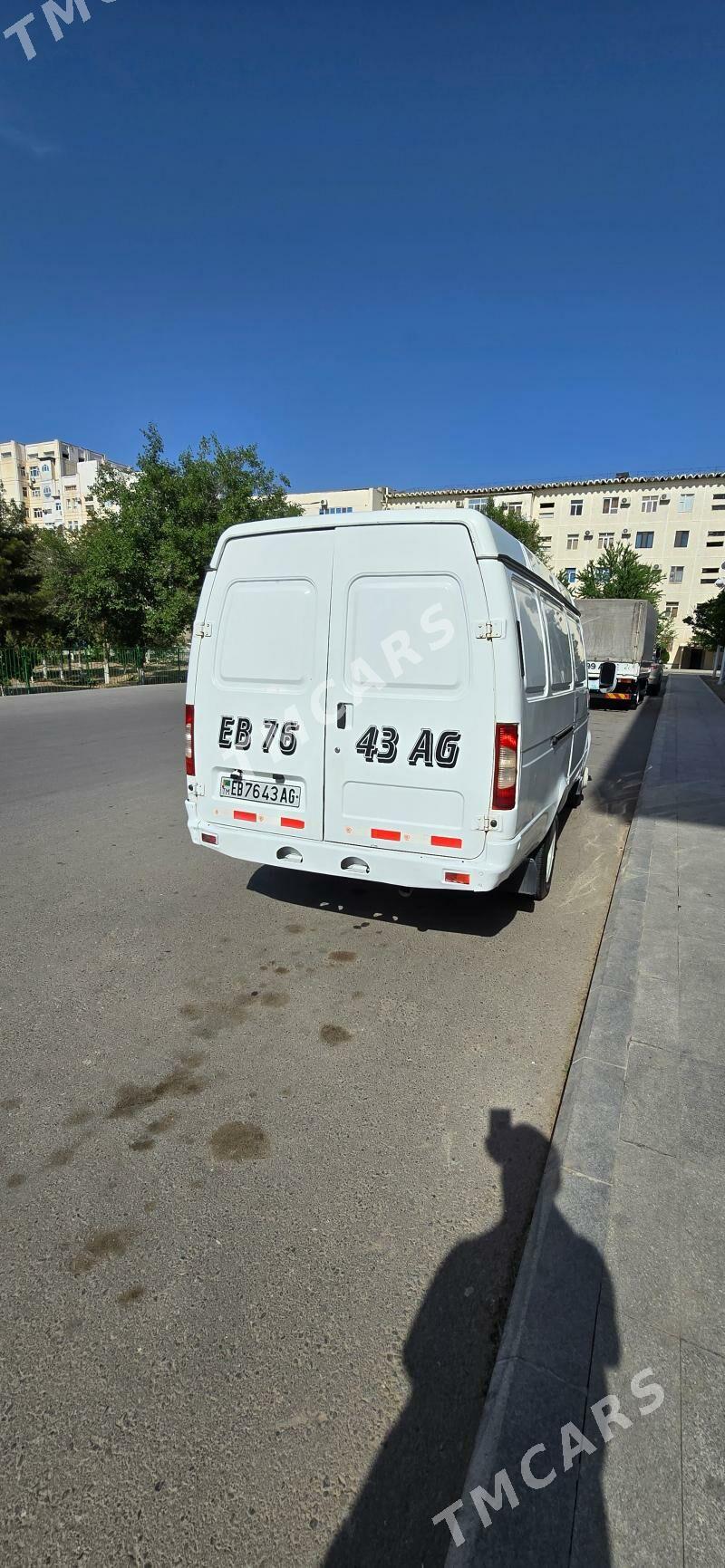 Gaz Gazel 2010 - 135 000 TMT - Мир 2 - img 2