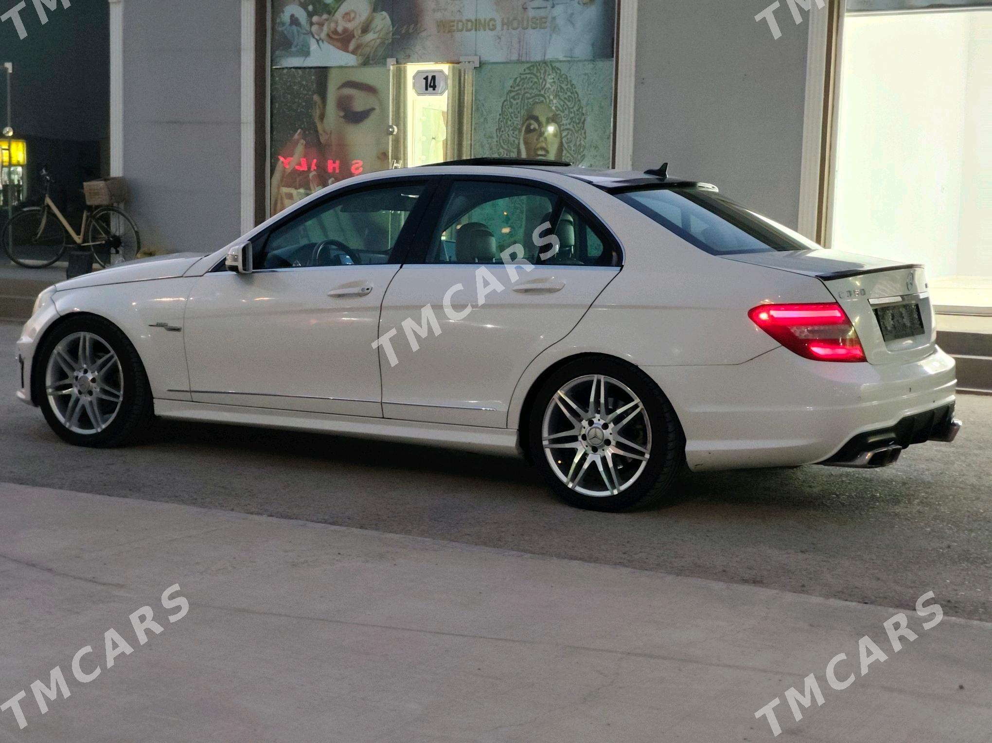 Mercedes-Benz C350 2012 - 170 000 TMT - Теджен - img 4