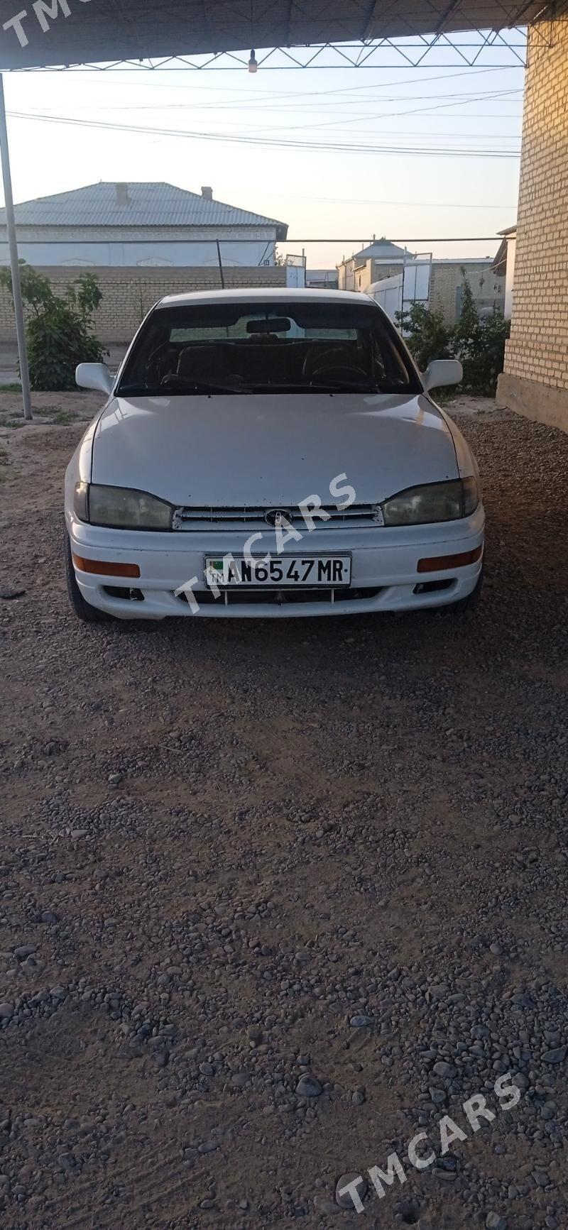 Toyota Camry 1993 - 65 000 TMT - Байрамали - img 2