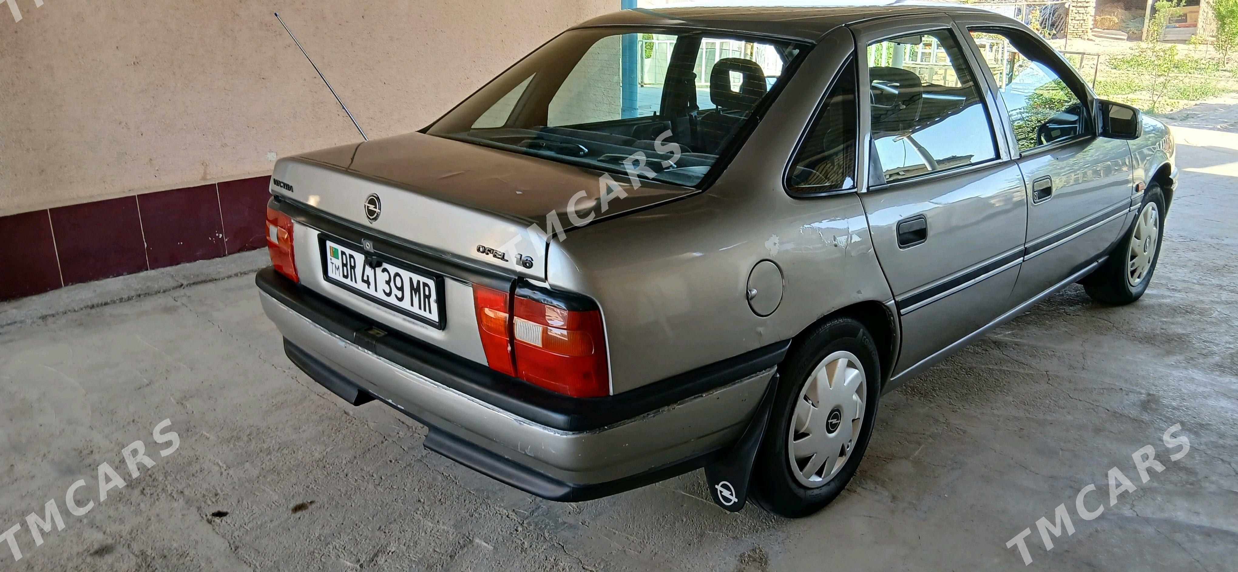 Opel Vectra 1992 - 28 000 TMT - Мургап - img 3