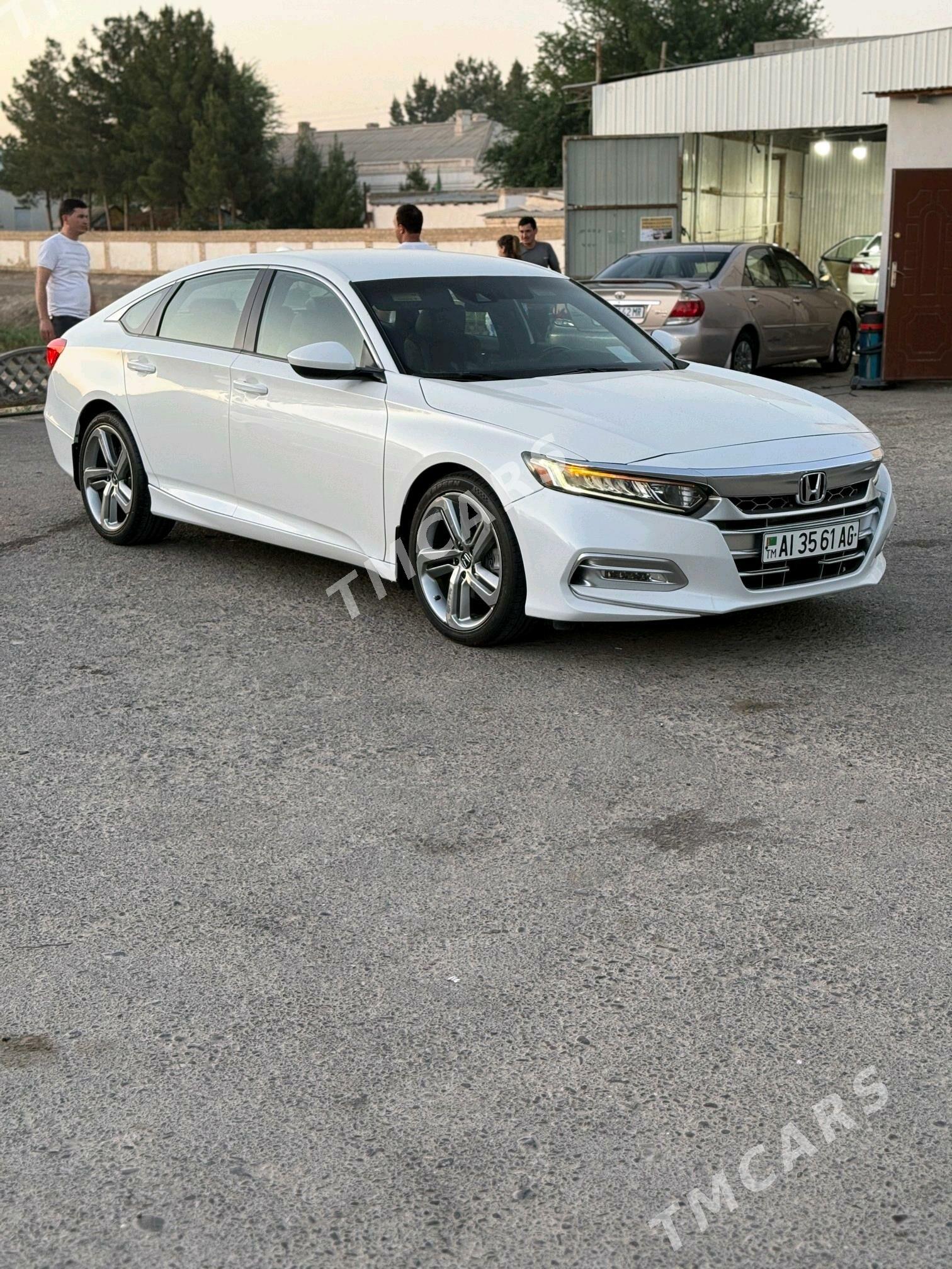 Honda Accord 2018 - 310 000 TMT - Мары - img 2