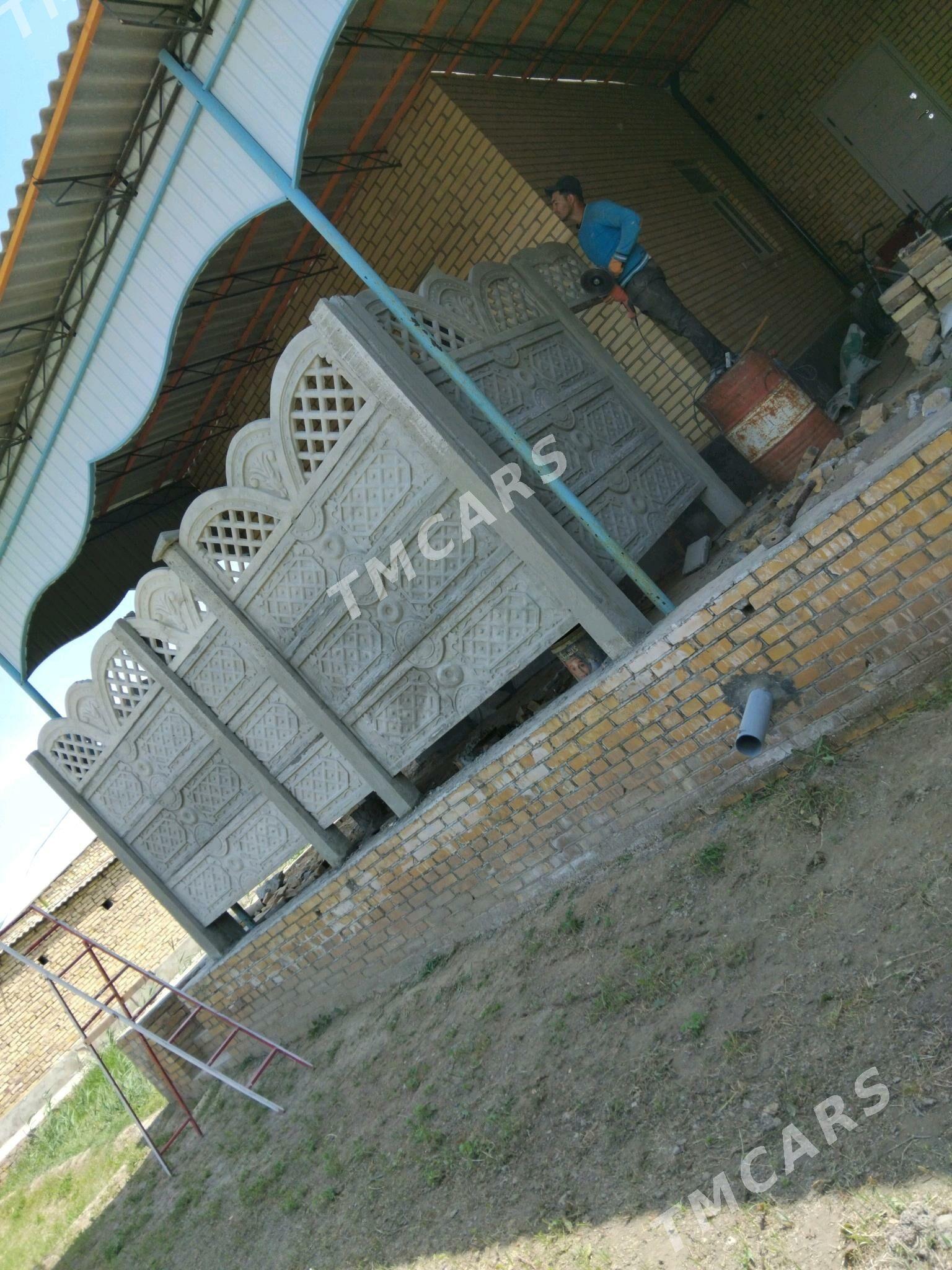 Beton Zabor (Haýat) - Mary - img 2