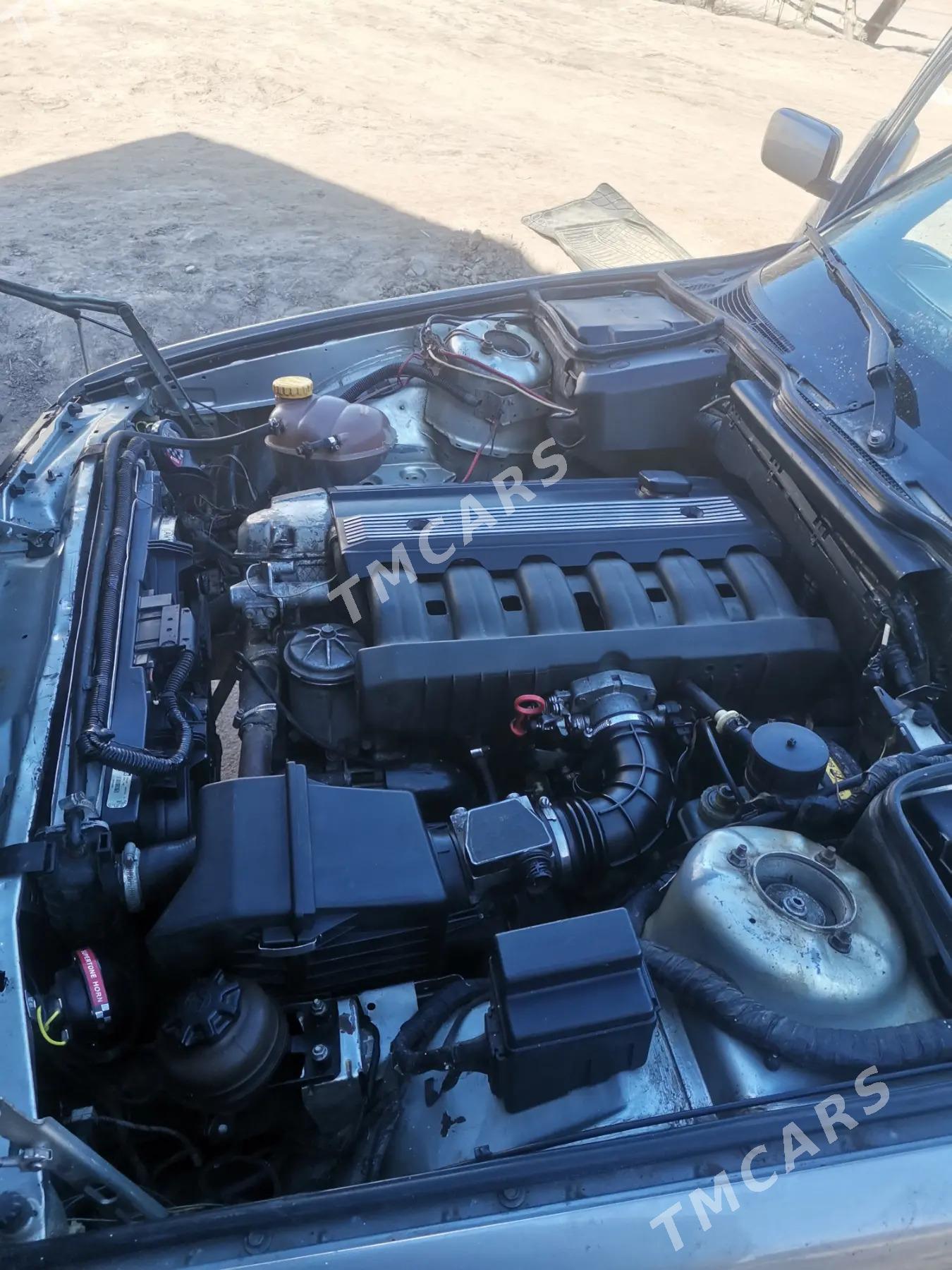 BMW 525 1990 - 50 000 TMT - Кёнеургенч - img 5