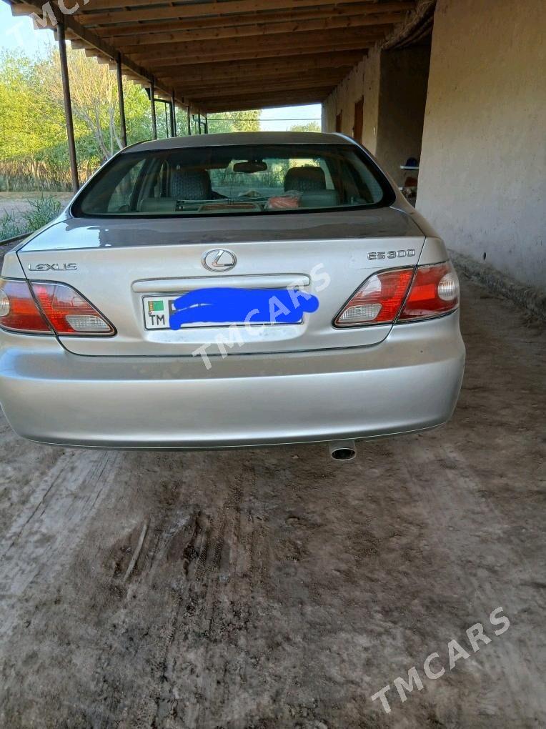 Lexus ES 300 2002 - 175 000 TMT - Болдумсаз - img 2