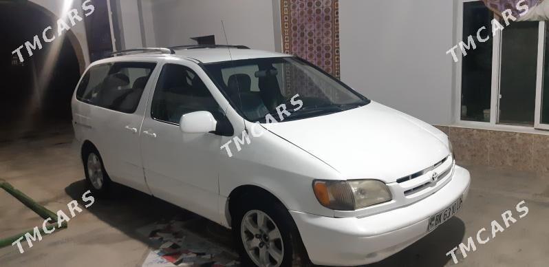 Toyota Sienna 2001 - 110 000 TMT - Dänew - img 3