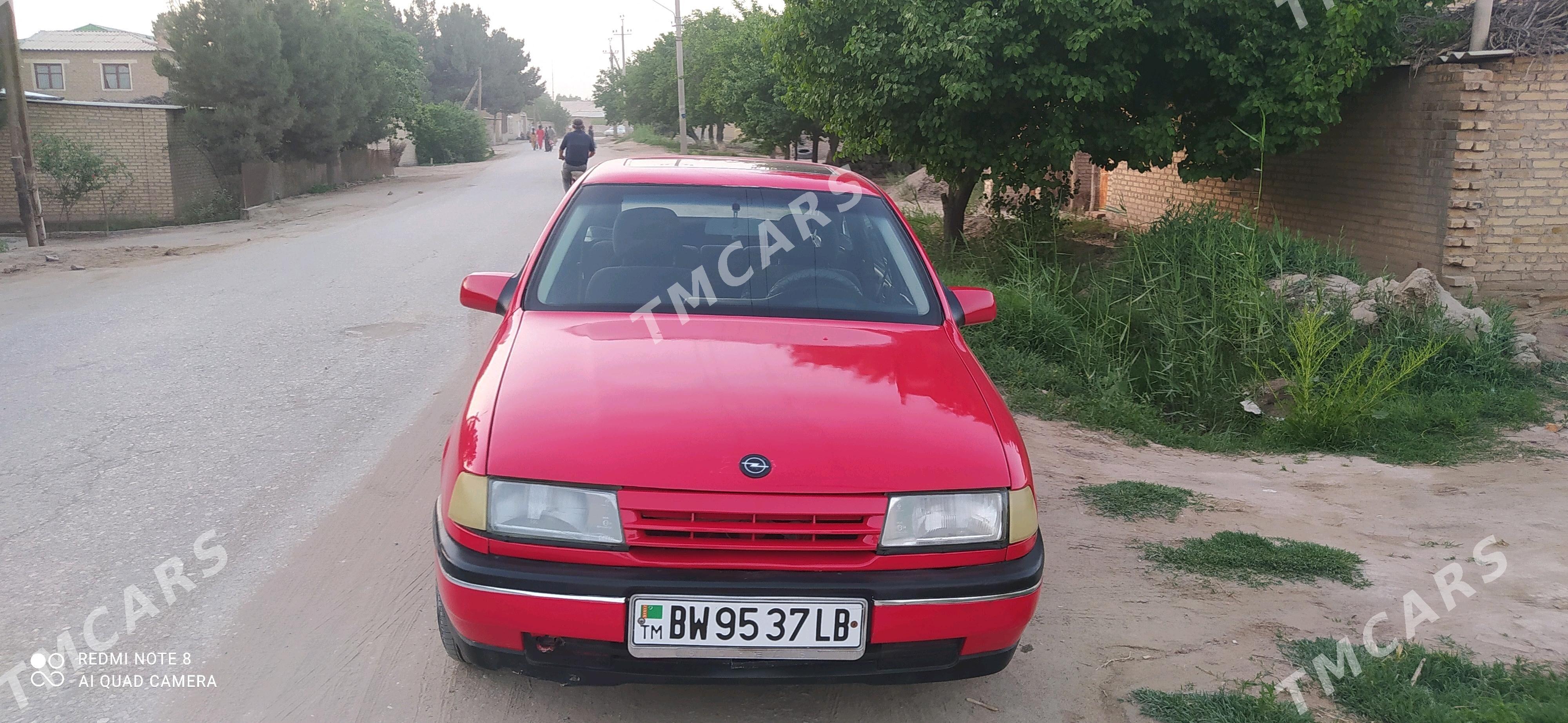 Opel Vectra 1989 - 25 000 TMT - Saýat - img 6