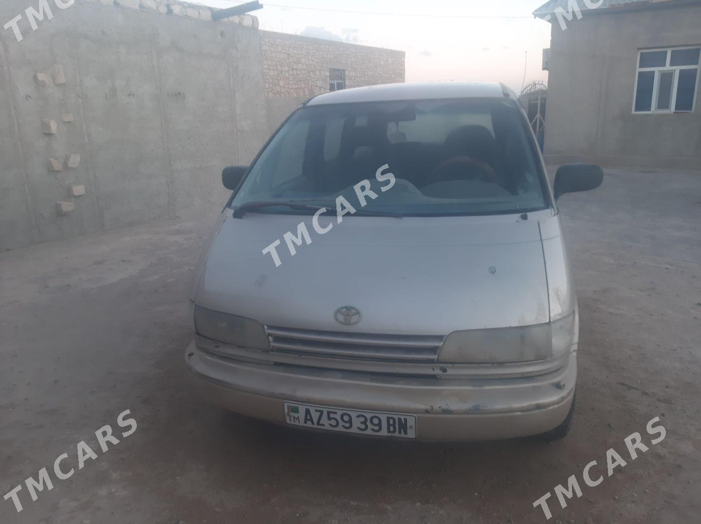 Toyota Previa 1993 - 16 000 TMT - Türkmenbaşy - img 4