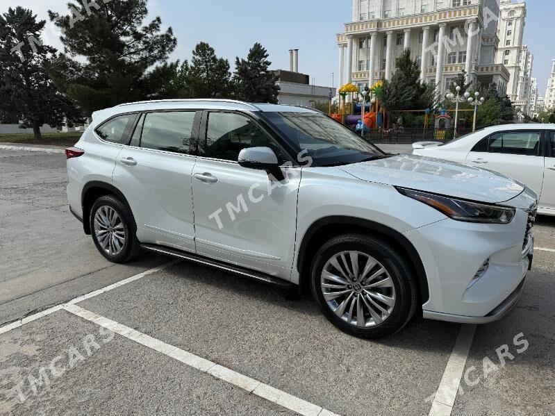 Toyota Highlander 2022 - 705 000 TMT - Aşgabat - img 2