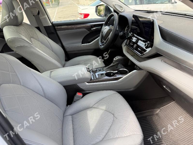Toyota Highlander 2022 - 705 000 TMT - Aşgabat - img 8