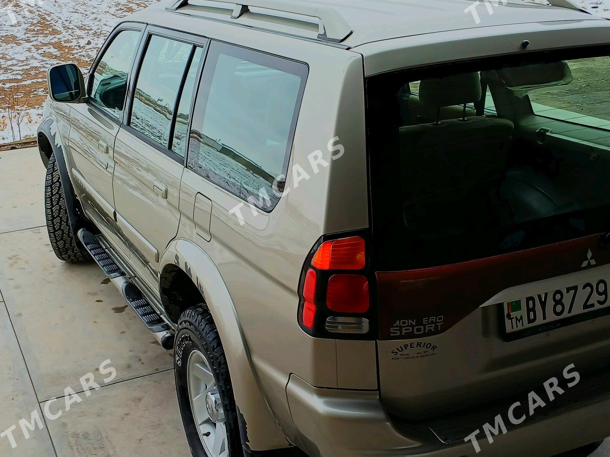 Mitsubishi Montero 2003 - 110 000 TMT - Мары - img 7