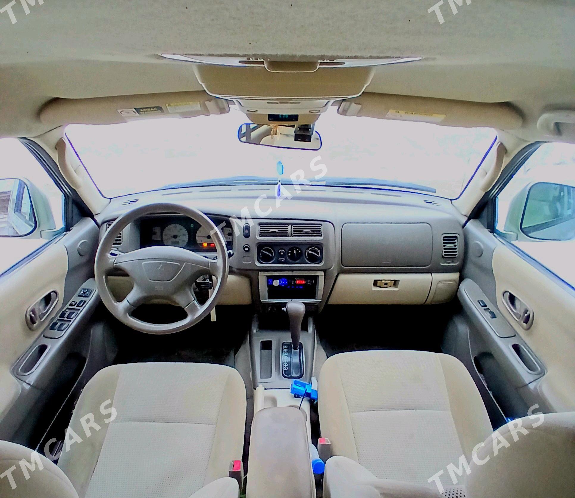 Mitsubishi Montero 2003 - 110 000 TMT - Мары - img 3