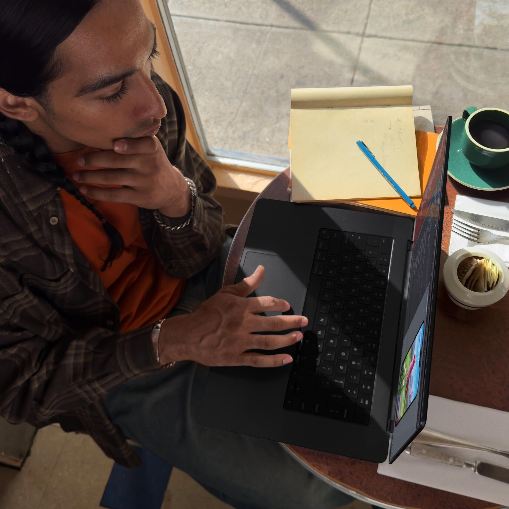 Премиум модель MacBook Pro 16 - Ашхабад - img 5
