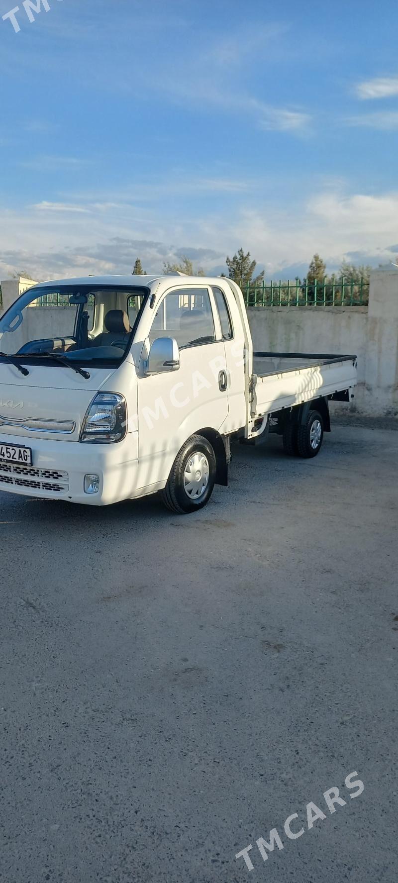 Kia Bongo 2022 - 285 000 TMT - Чоганлы - img 8
