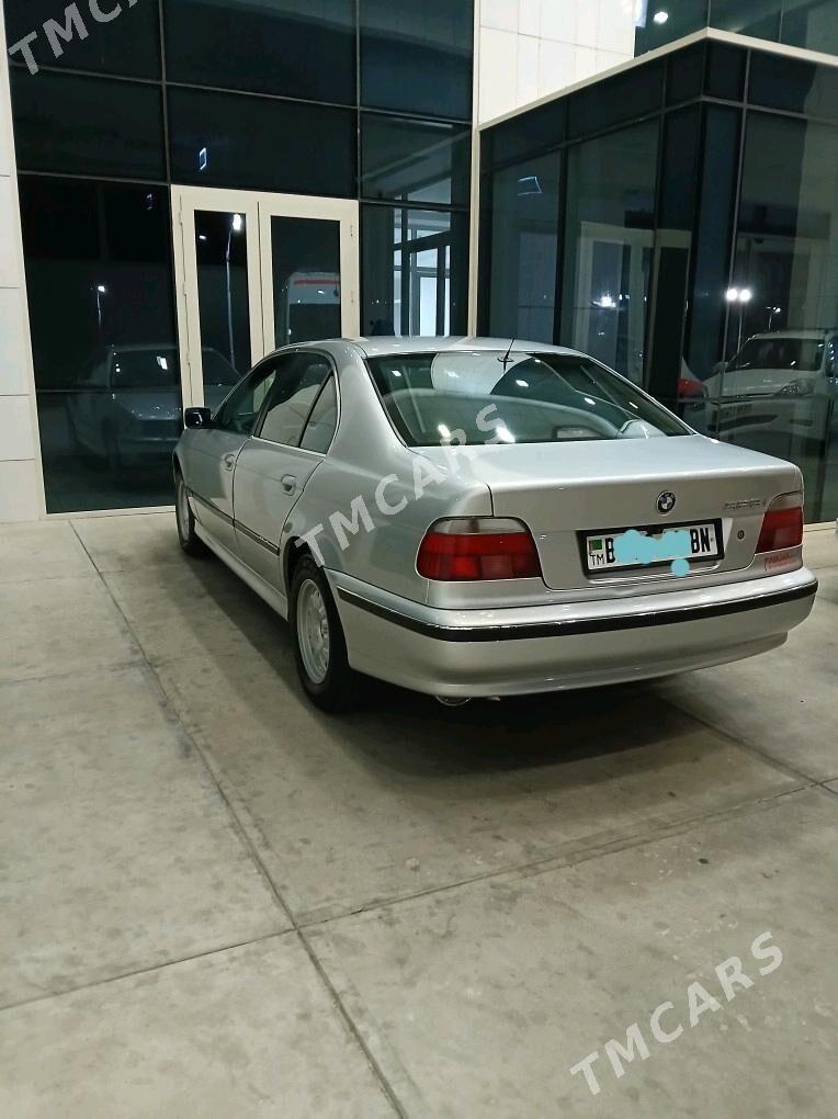 BMW E39 1997 - 95 000 TMT - Türkmenbaşy - img 7