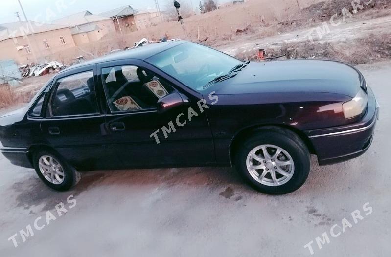 Opel Vectra 1994 - 30 000 TMT - Wekilbazar - img 2