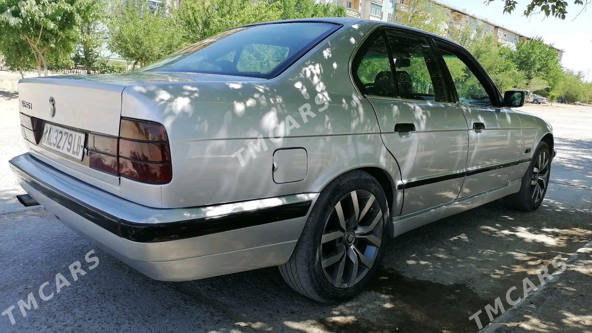 BMW 525 1993 - 42 000 TMT - Туркменабат - img 10