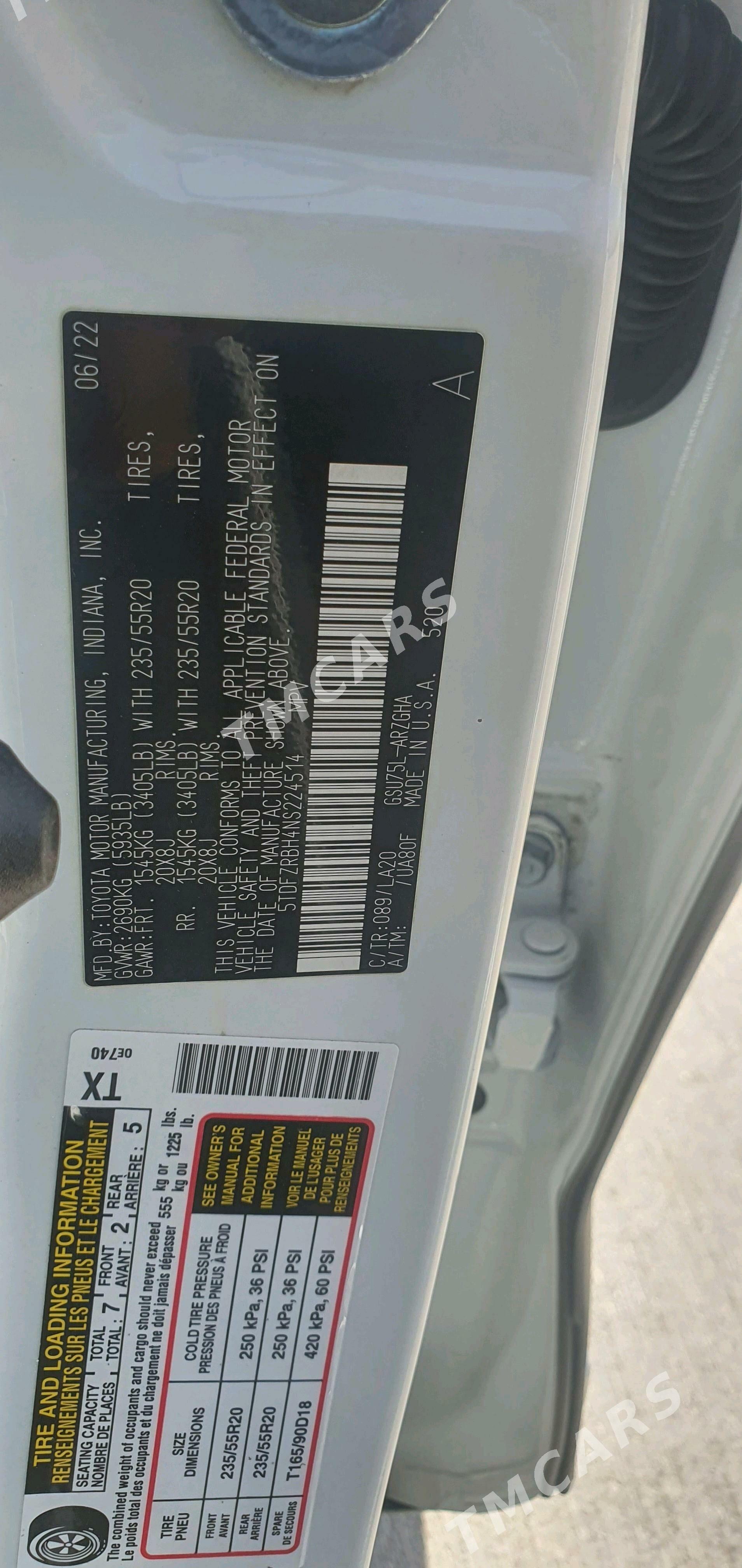 Toyota Highlander 2022 - 710 000 TMT - Aşgabat - img 2