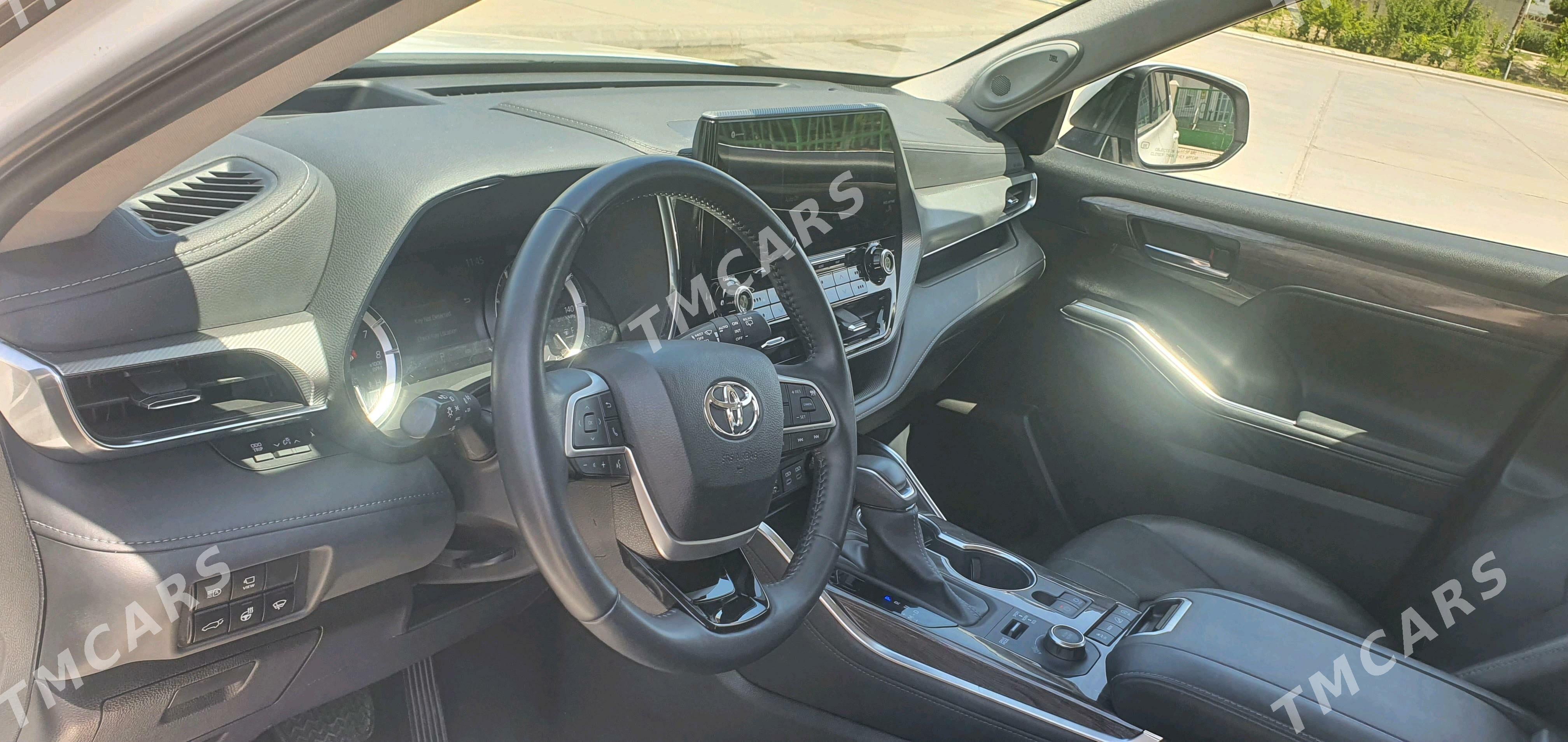 Toyota Highlander 2022 - 710 000 TMT - Aşgabat - img 6