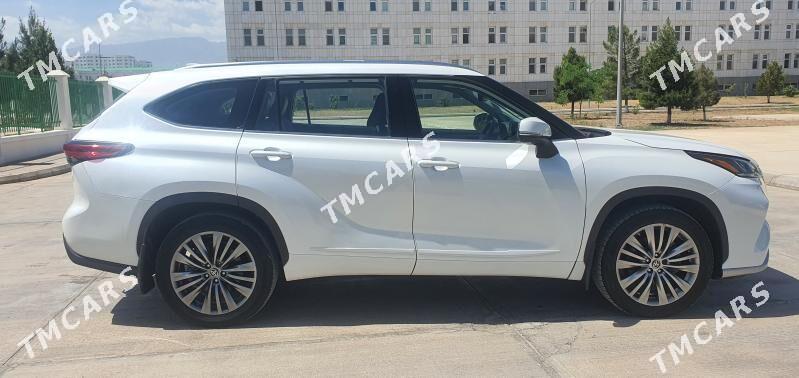 Toyota Highlander 2022 - 710 000 TMT - Aşgabat - img 9