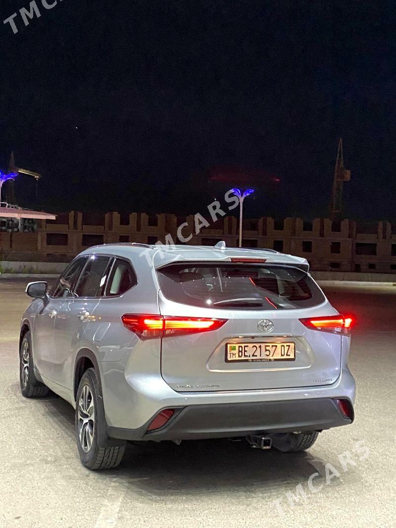 Toyota Highlander 2021 - 490 000 TMT - Дашогуз - img 3