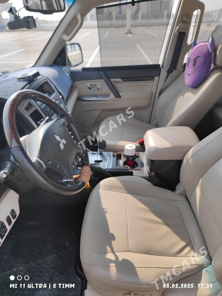 Mitsubishi Pajero 2015 - 310 000 TMT - Balkanabat - img 4