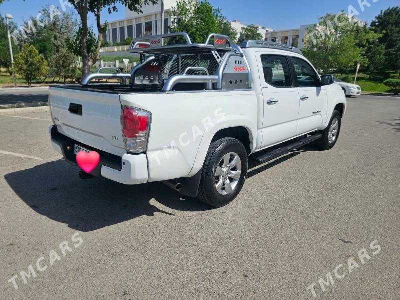 Toyota Tacoma 2018 - 420 000 TMT - Aşgabat - img 4