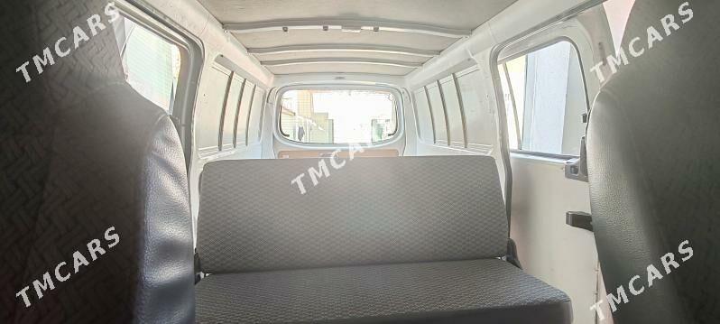 Nissan Urvan 2006 - 110 000 TMT - Балканабат - img 6
