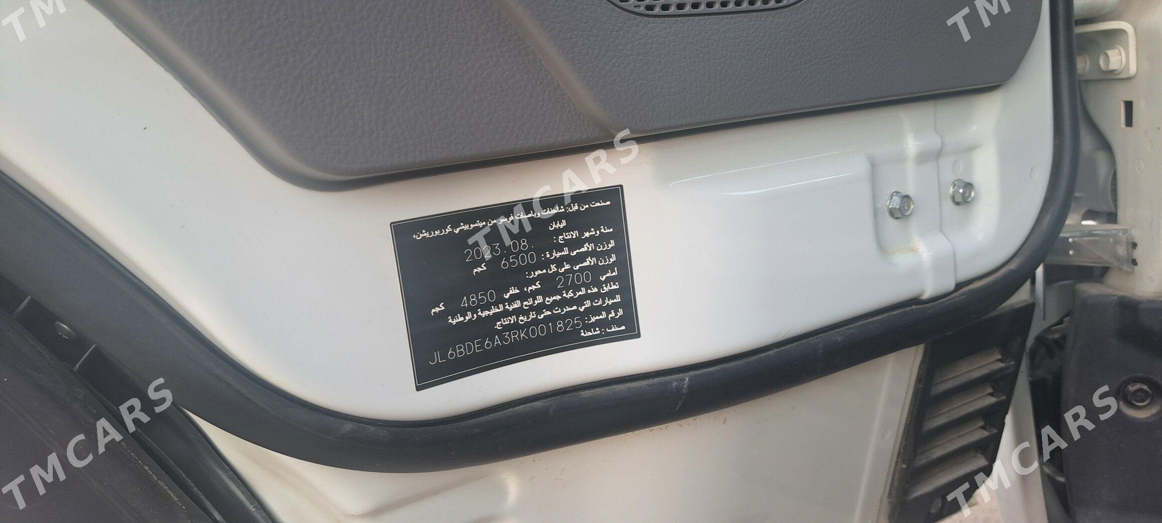 Mitsubishi Canter 2023 - 600 000 TMT - Baýramaly - img 5