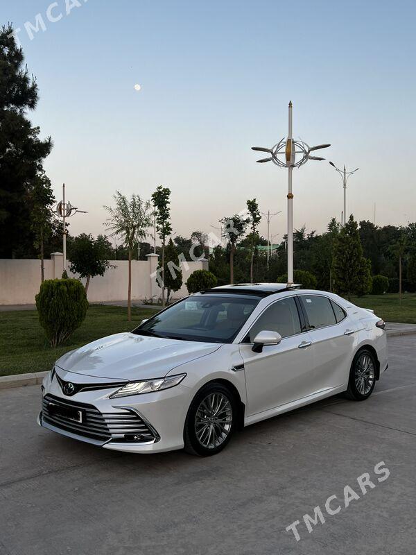Toyota Camry 2023 - 595 000 TMT - Ашхабад - img 2