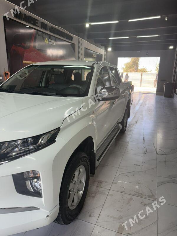 Mitsubishi L200 2020 - 320 000 TMT - Мары - img 5