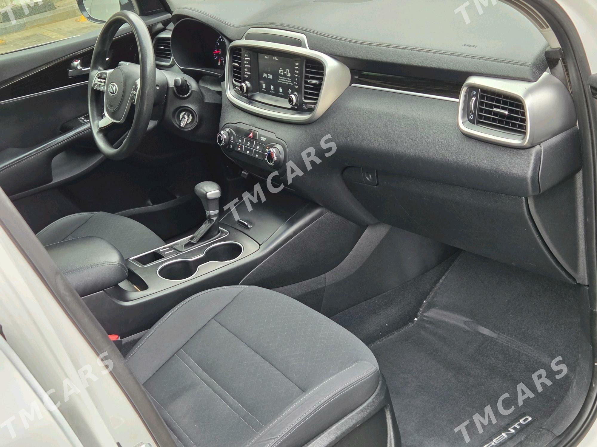 Kia Sorento 2020 - 280 000 TMT - Türkmenbaşy - img 4