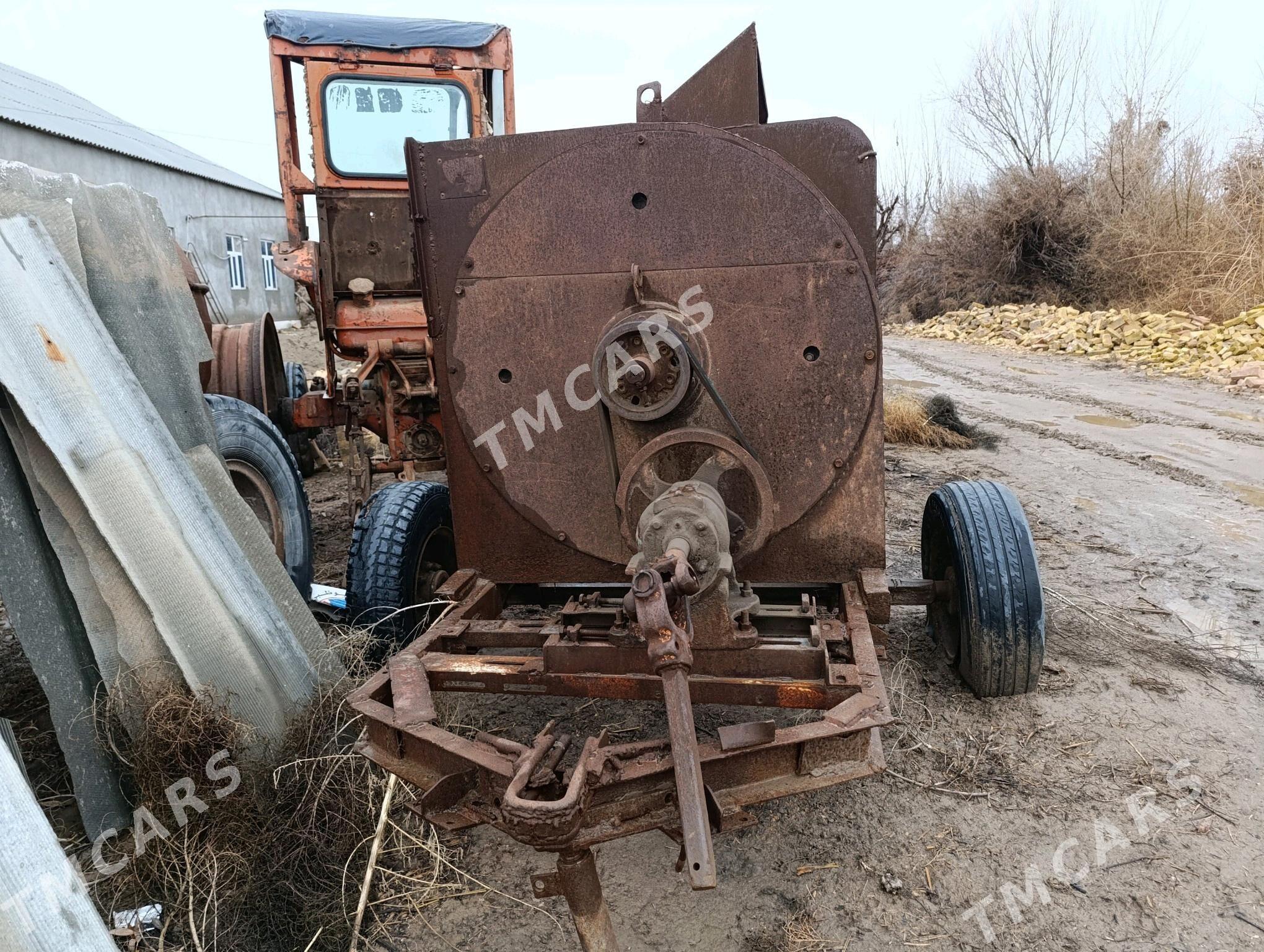 MTZ 80 2001 - 20 000 TMT - Garabekewül - img 5