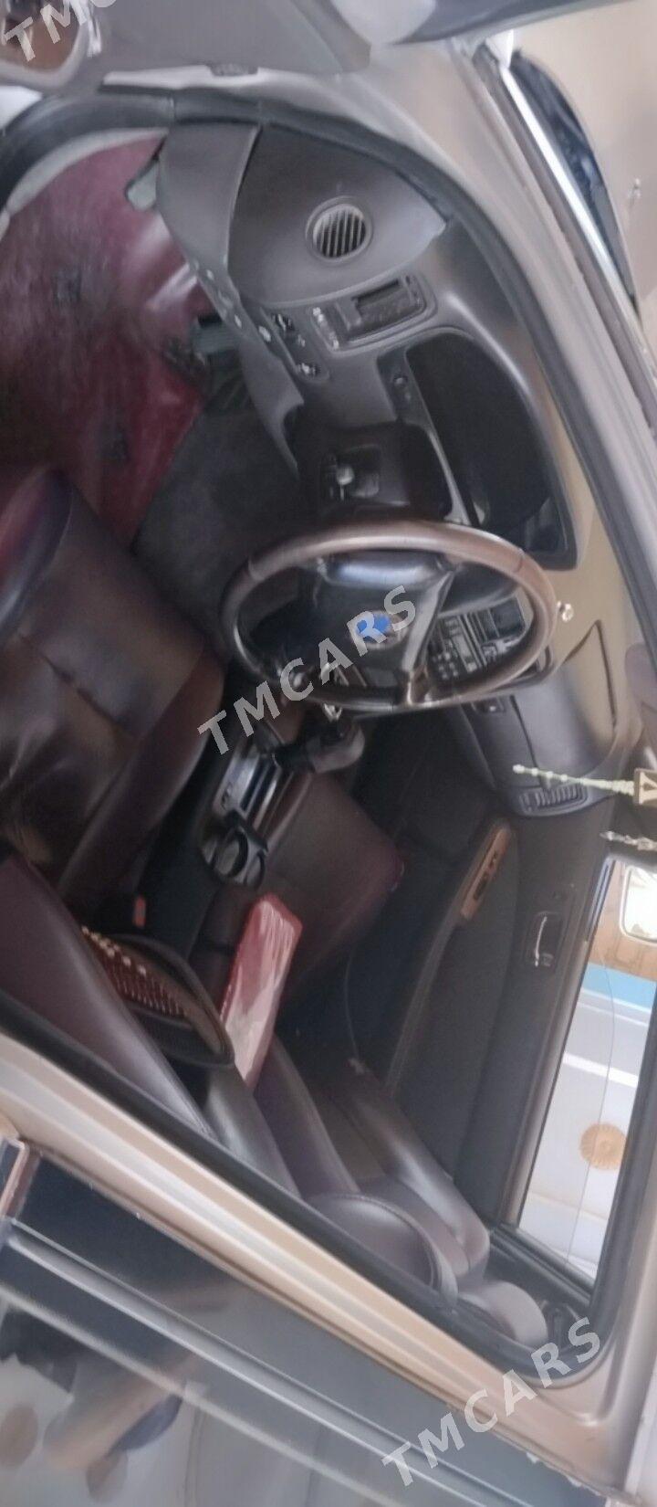Lexus LS 400 1994 - 60 000 TMT - Sakar - img 4